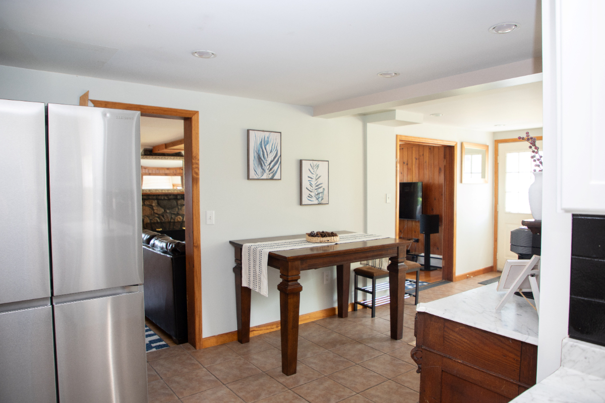 3 bdr / 1.5 bath  -PETS,  workspaces, Utilities - Photo 10
