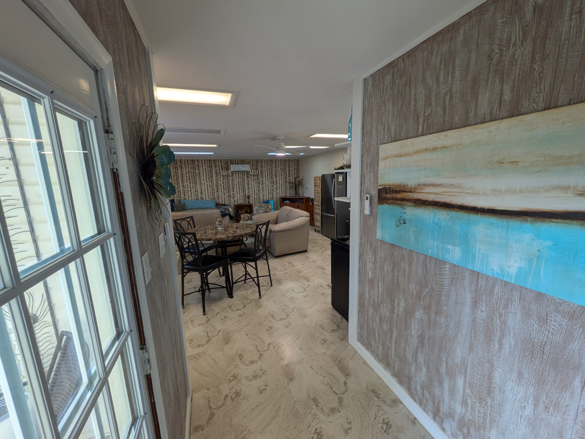 Detached Studio Apartment - Photo 2