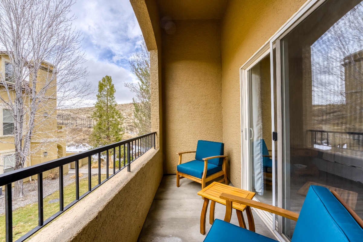 South Reno Retreat 2/2 - Photo 5