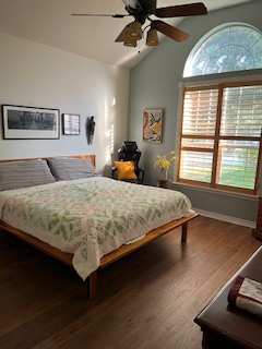 Furnished private master bedroom and bathroom - Photo 2