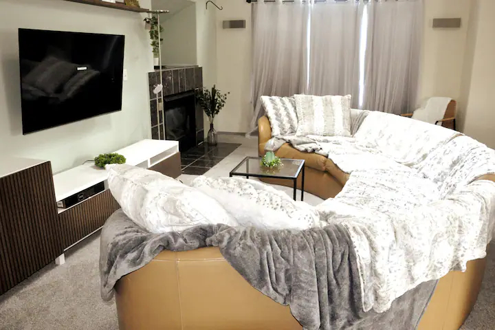 Upstairs unit