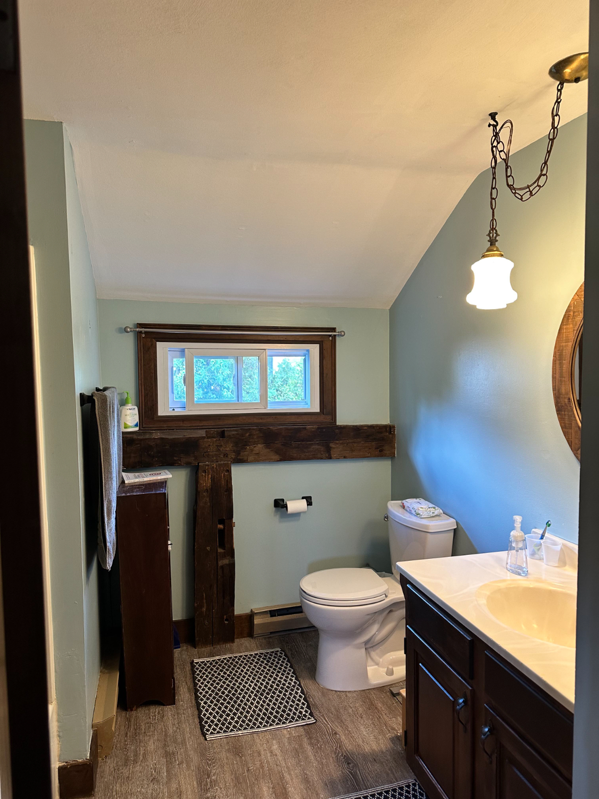Charm and Comfort in Cazenovia - Beautiful 3-Bedroom Apartment with All Amenities and Nature at Your - Photo 9