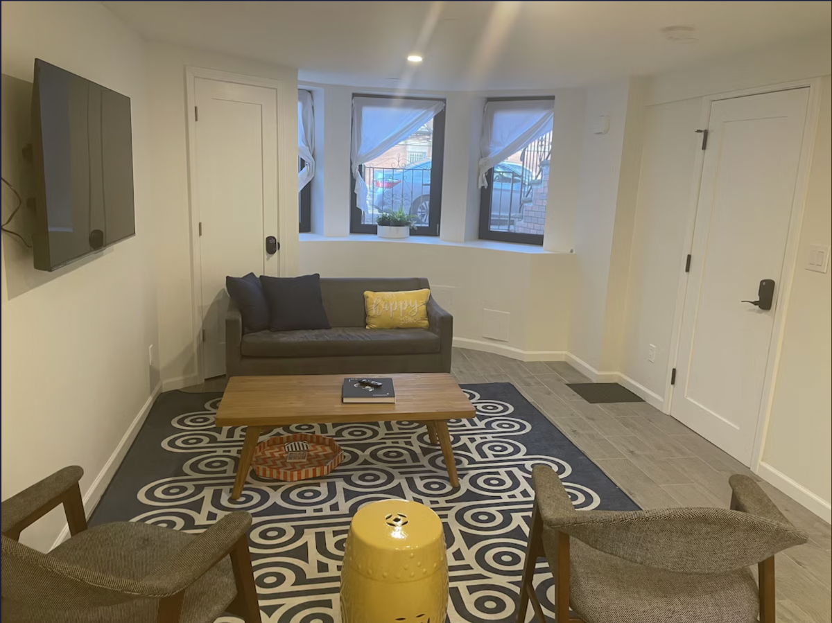 Brooklyn Gem-Steps from Prospect Park, Modern Comforts & Easy Manhattan Access - Photo 1