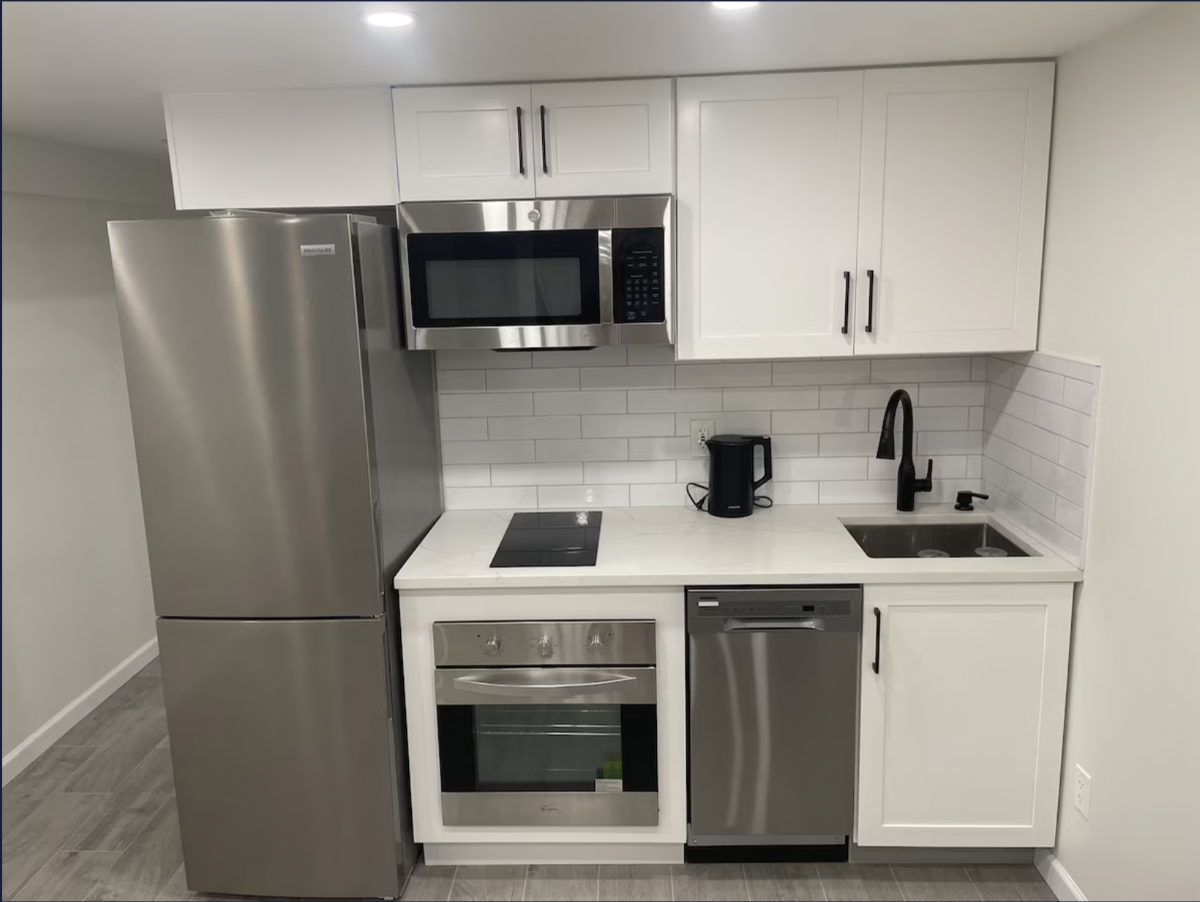 Brooklyn Gem-Steps from Prospect Park, Modern Comforts & Easy Manhattan Access - Photo 3