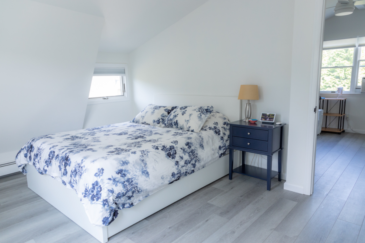 The Loft in Greenlawn - Photo 9