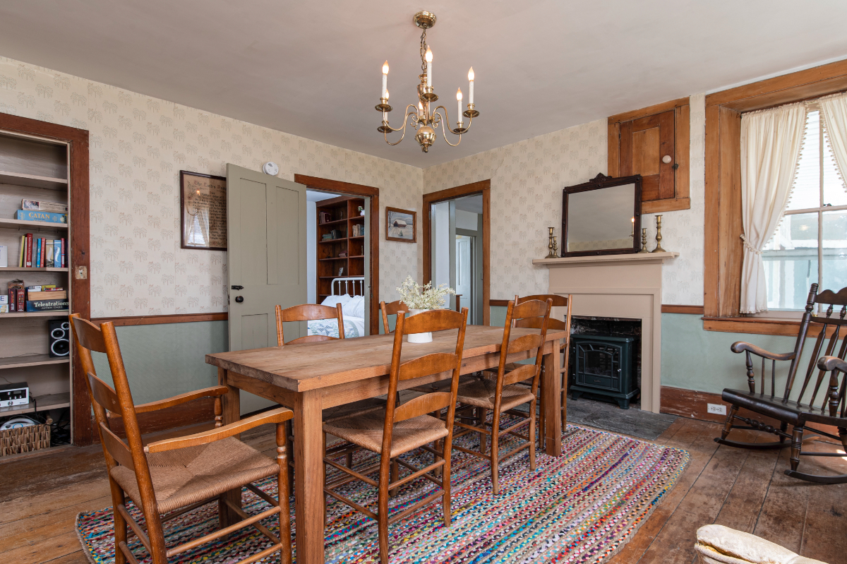 Spacious 5-bedroom Stone House in Historic Chester - Photo 8