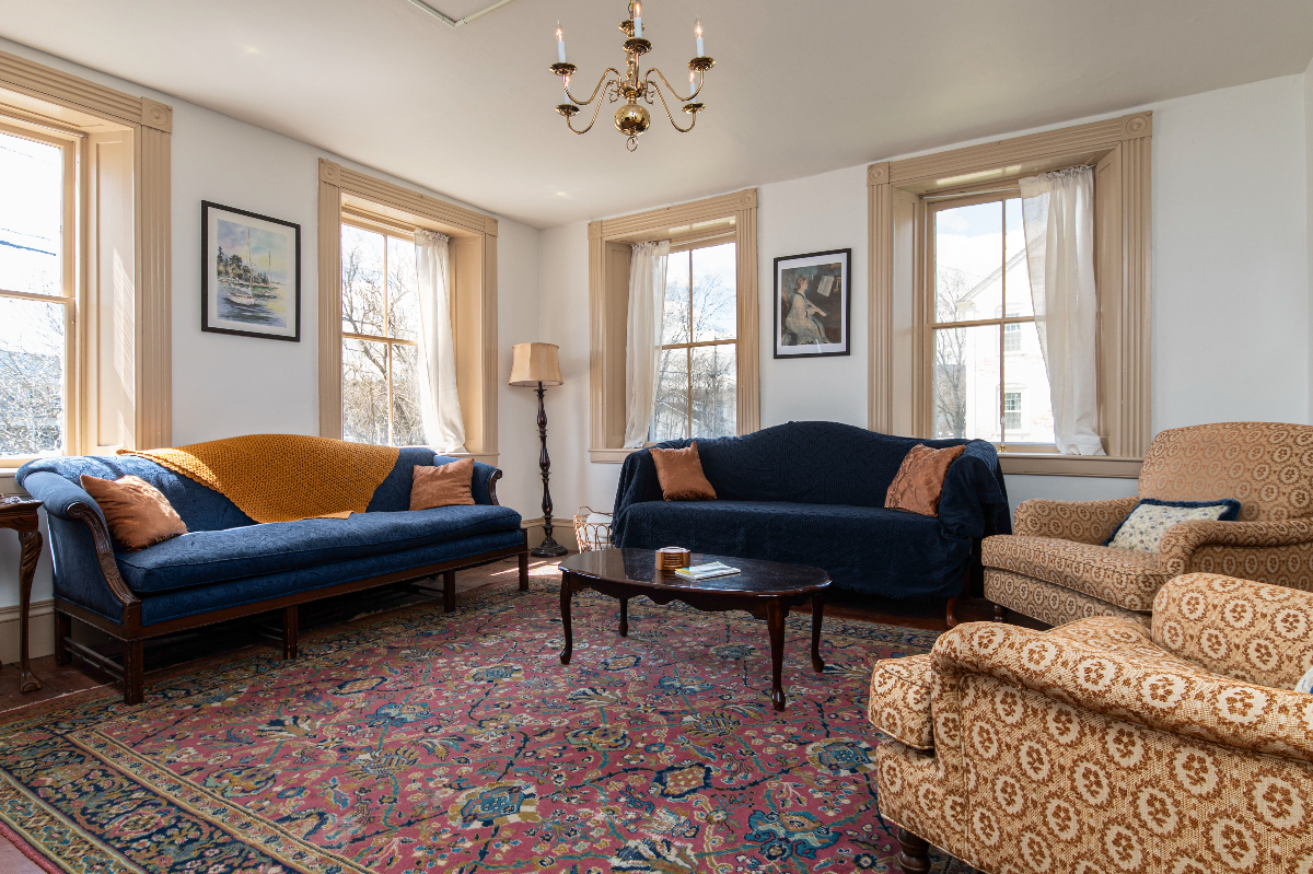 Spacious 5-bedroom Stone House in Historic Chester - Photo 11