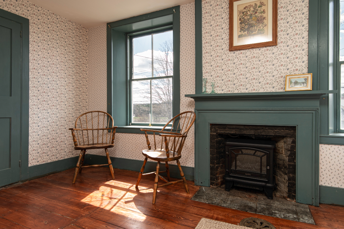 Spacious 5-bedroom Stone House in Historic Chester - Photo 2