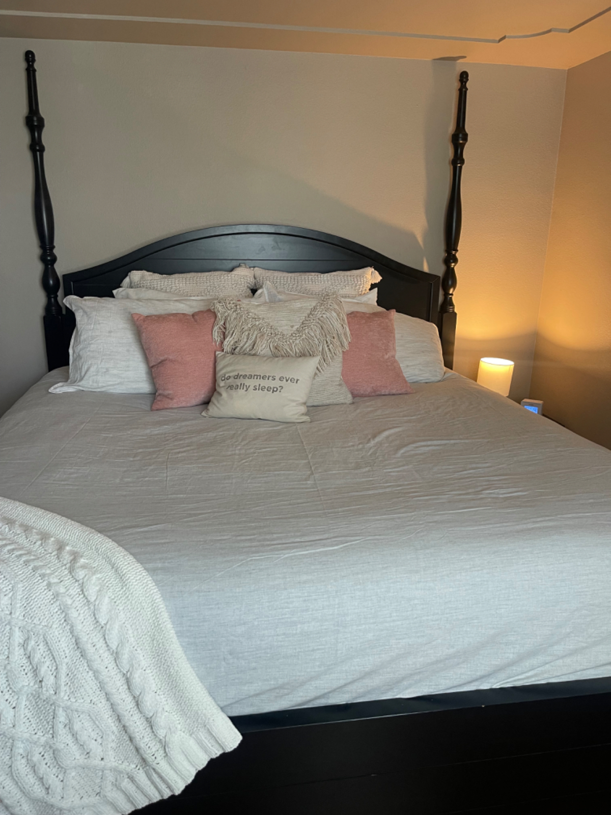 Cozy townhouse in quiet neighborhood - Photo 4