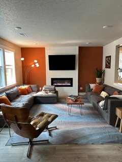 Modern 3-bedroom Bend home close to Mt.Bachelor - Photo 2
