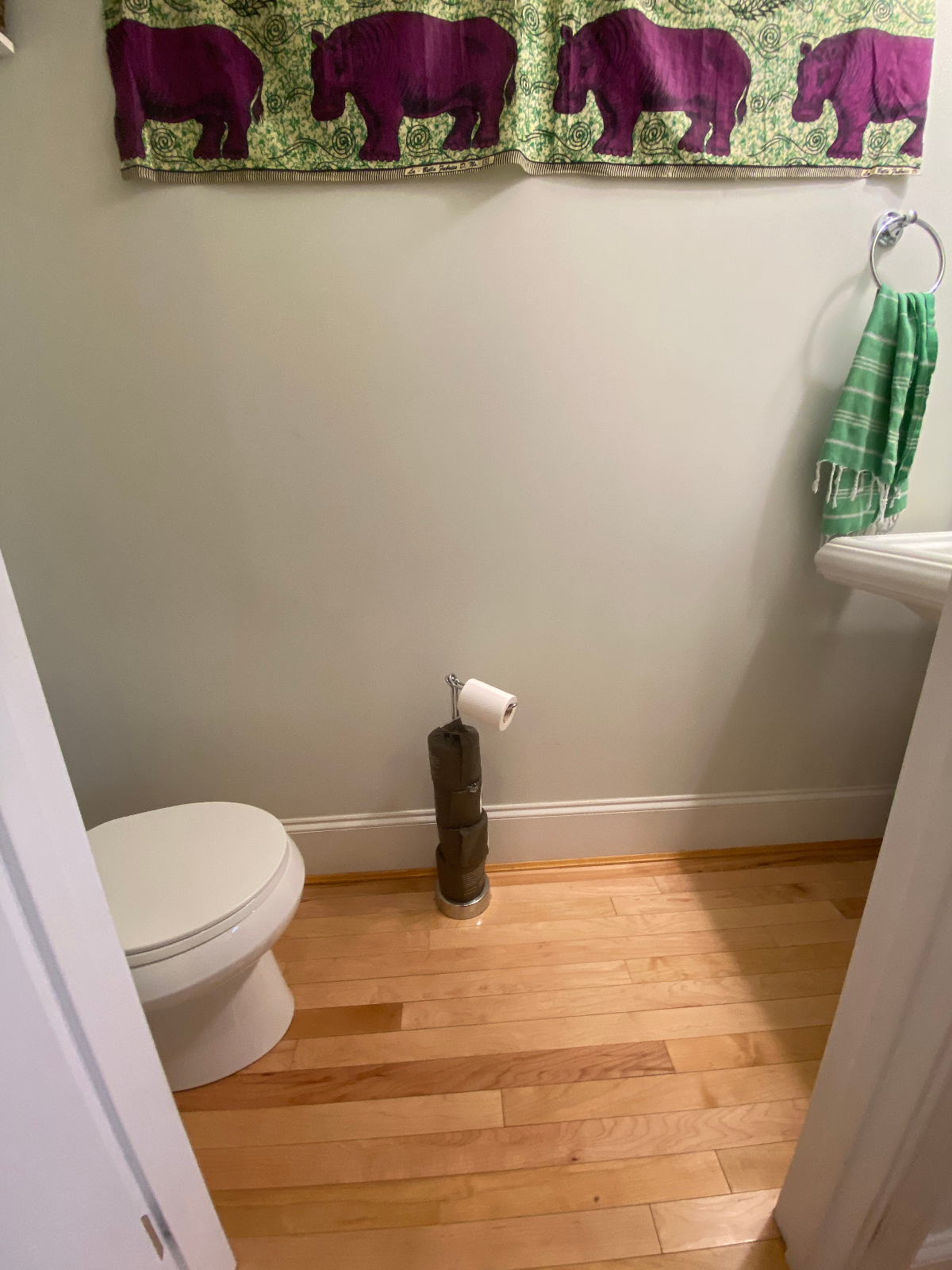 Sublet Furnished Sunny Row House, Lovely Gardens - Photo 12