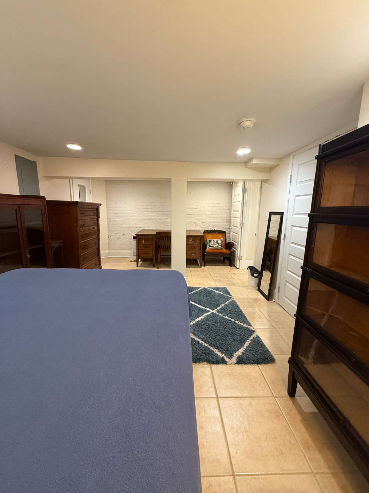 Sublet Furnished Sunny Row House, Lovely Gardens - Photo 3