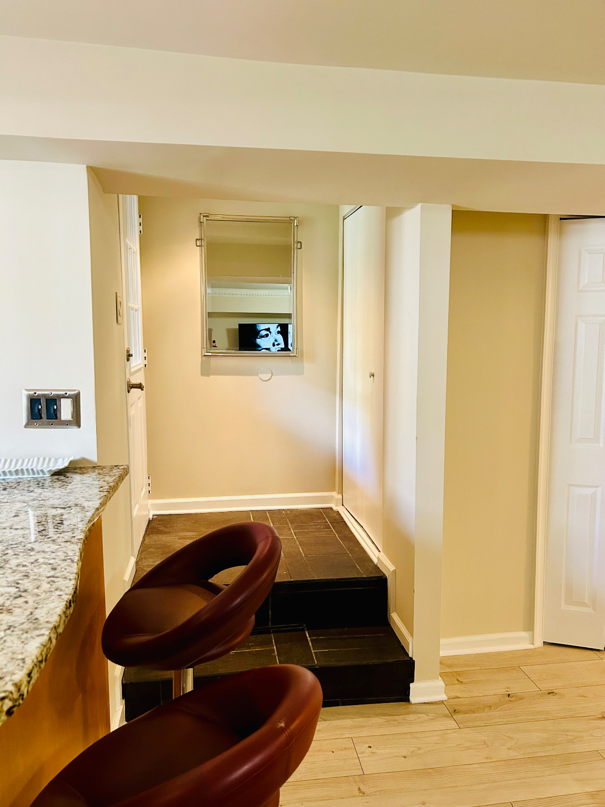 One Bedroom & Den in Walkable, Charming, DC Neighborhood - Near Union Market, Capitol Hill, Washingt - Photo 12