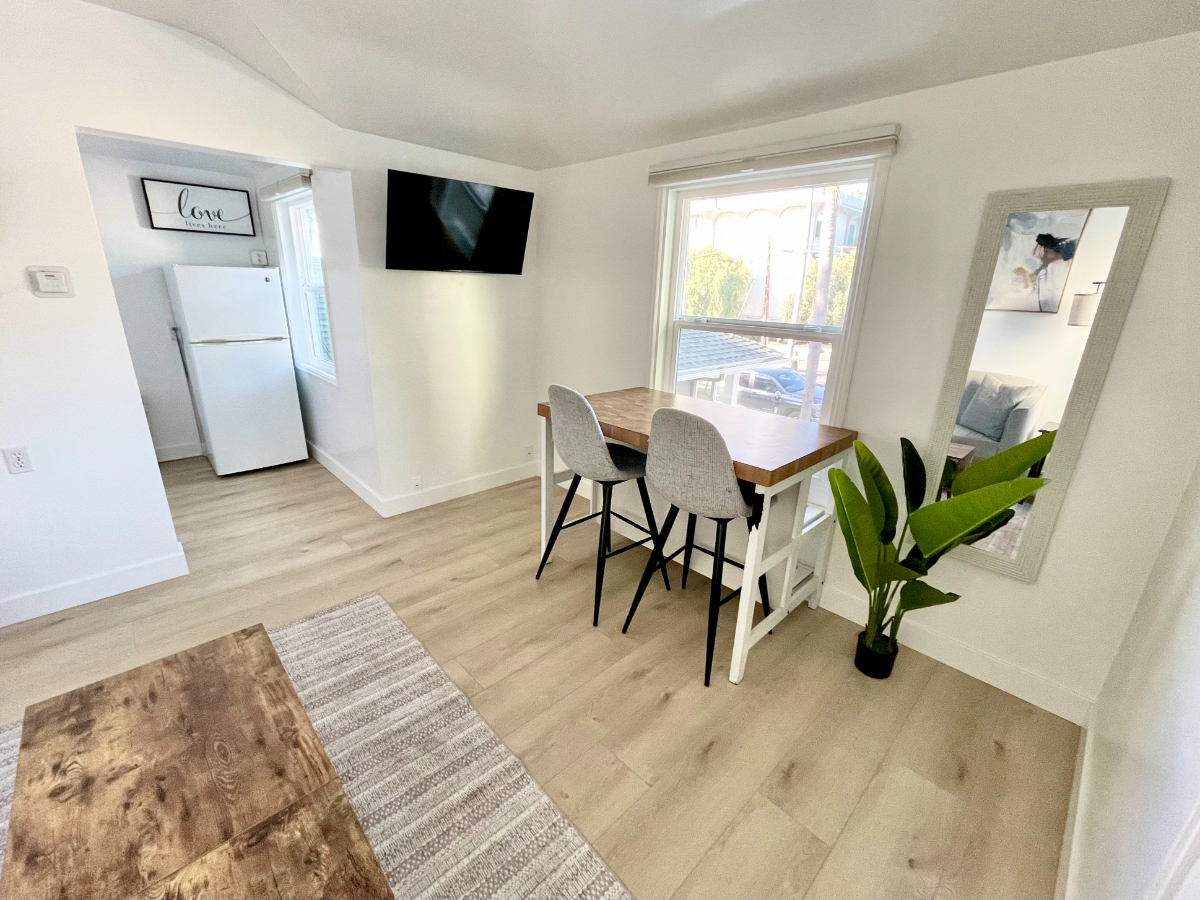 1 Bedroom Bankers Hill close to Downtown - NEWLY REMODELED AND FURNISHED - Photo 6
