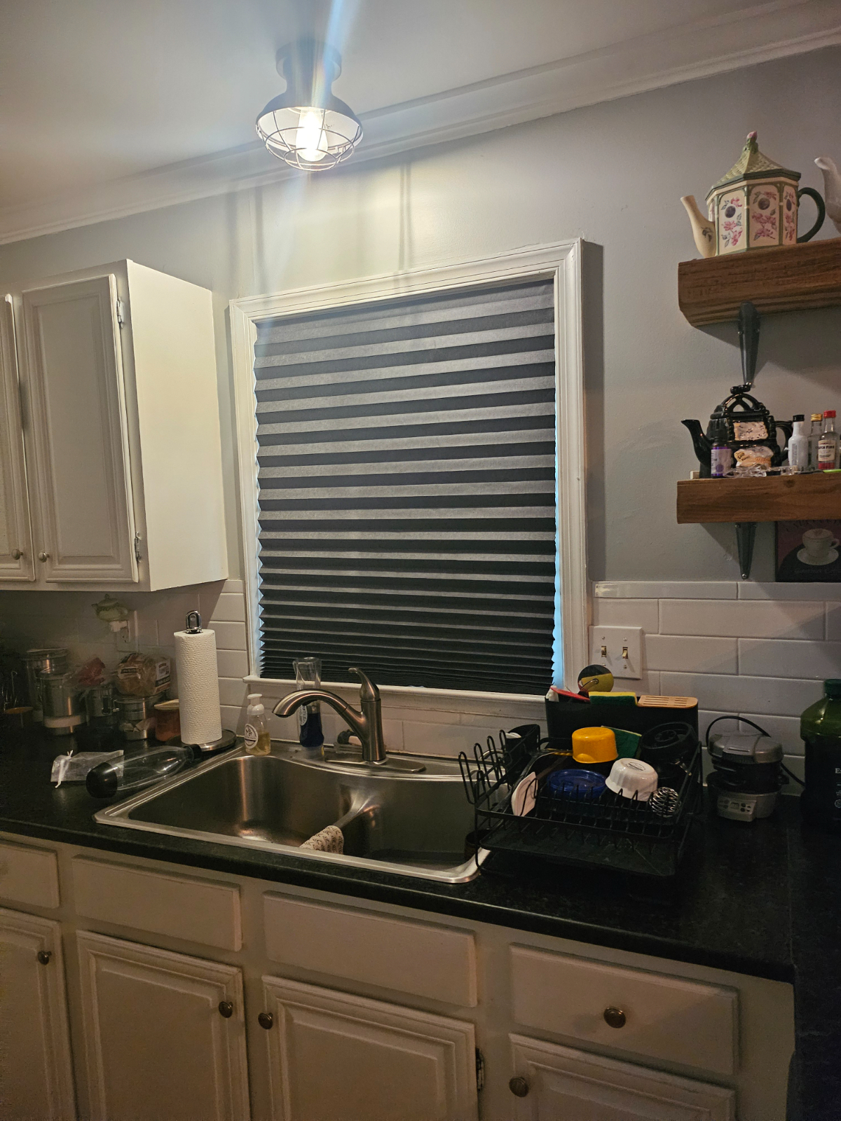 Room for rent near hospital/very quiet neighborhood - Photo 5