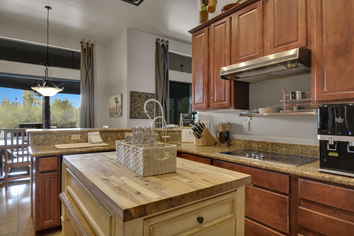 Mid-term Furnished Rental in Cave Creek, AZ - Photo 3