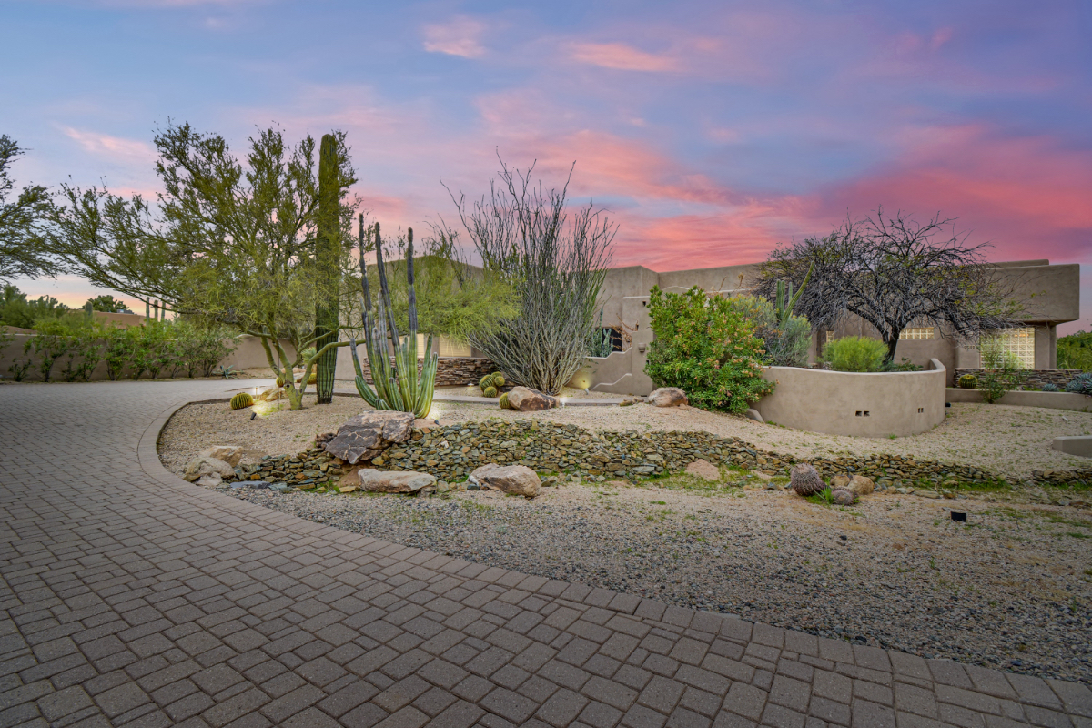 Mid-term Furnished Rental in Cave Creek, AZ - Photo 2