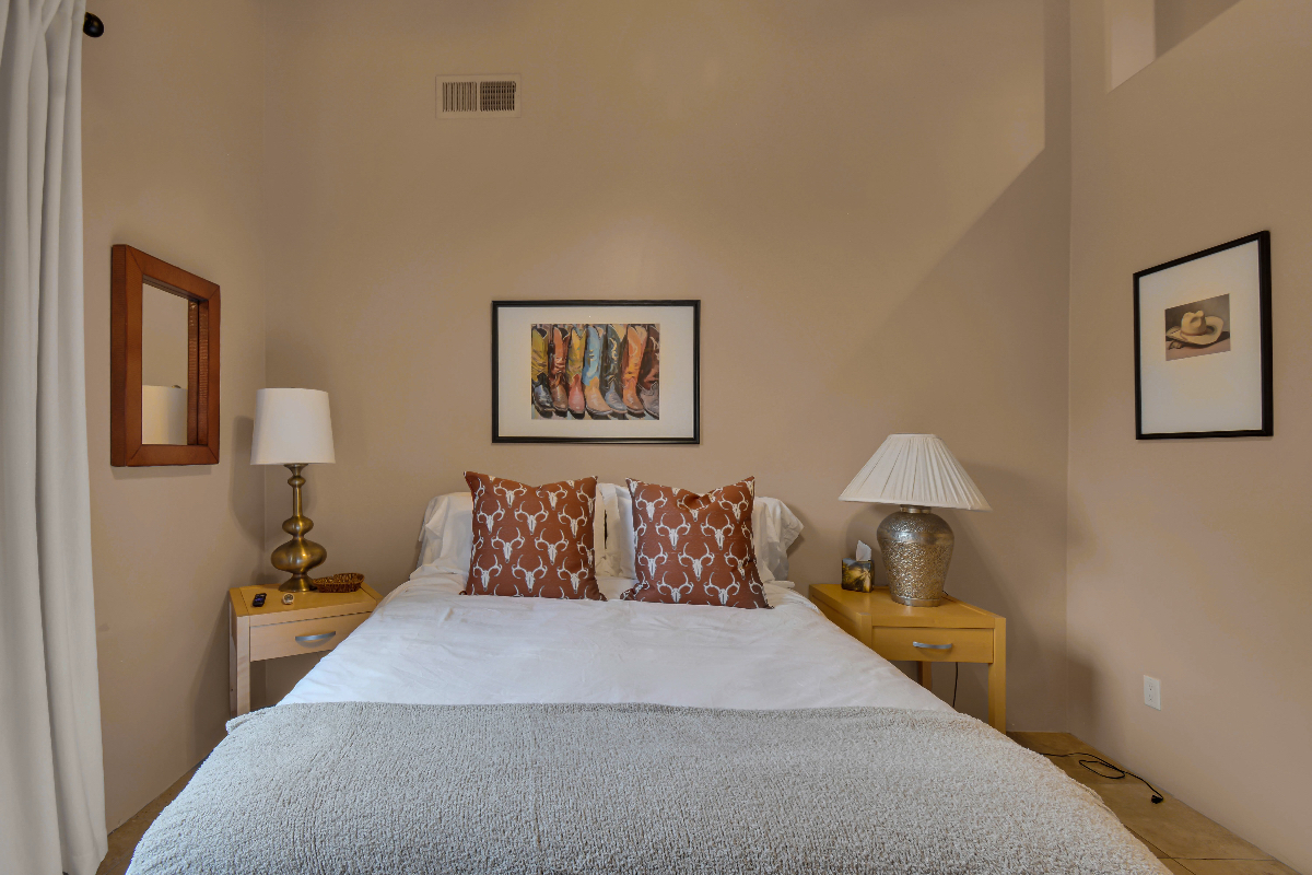 Mid-term Furnished Rental in Cave Creek, AZ - Photo 9