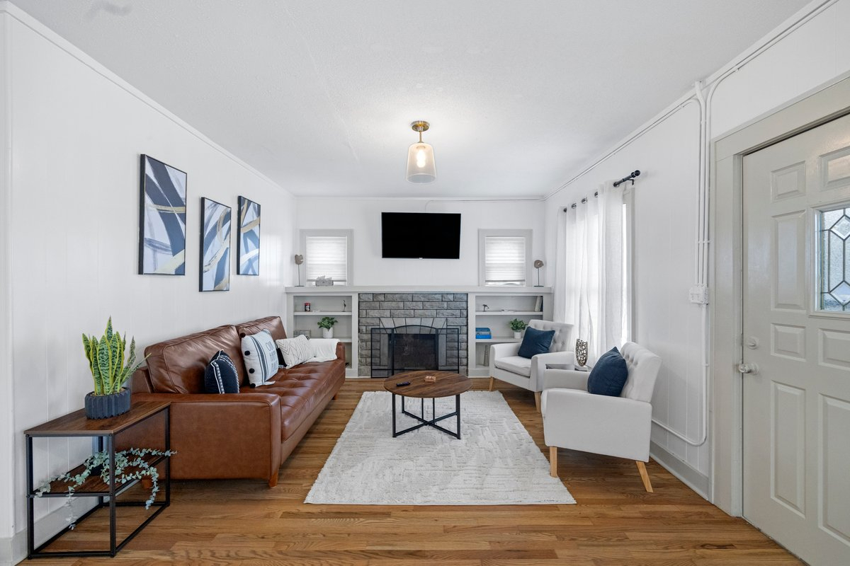 Vibrant Spacious Stay