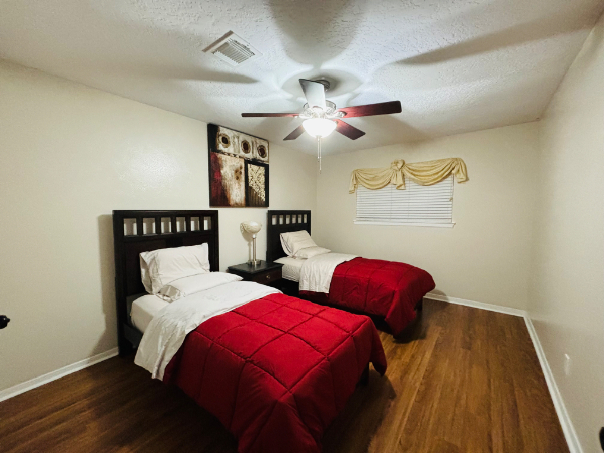 Central Suburban Stay, Near Industry & Hospitals - Photo 4