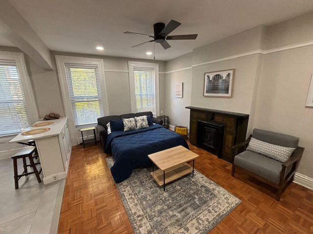 Quiet garden apartment near Hospitals and Parks - Photo 7