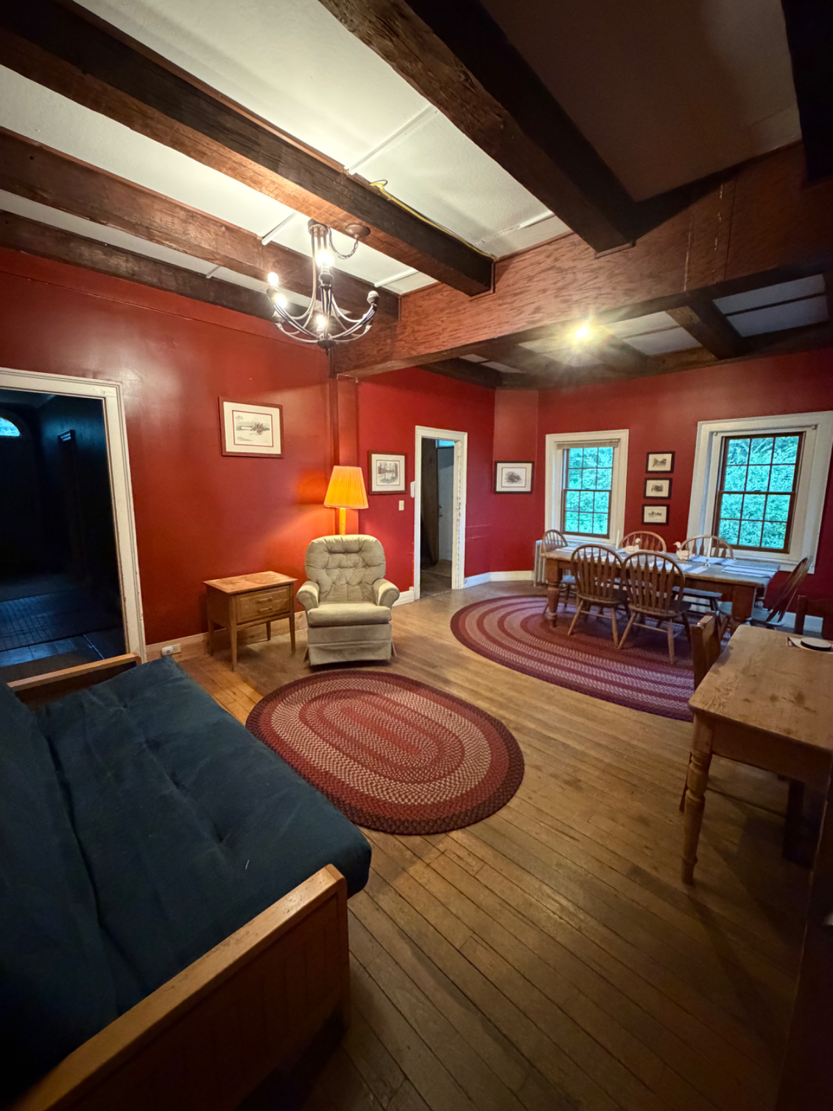 Charming Brick House with Mountain Views and Proximity to Downtown - Photo 5