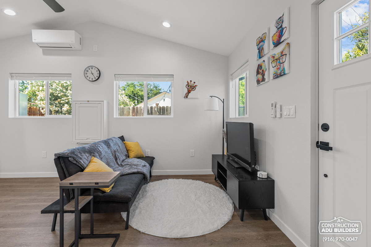 Modern Tiny Home ADU in South Sacramento - Photo 2