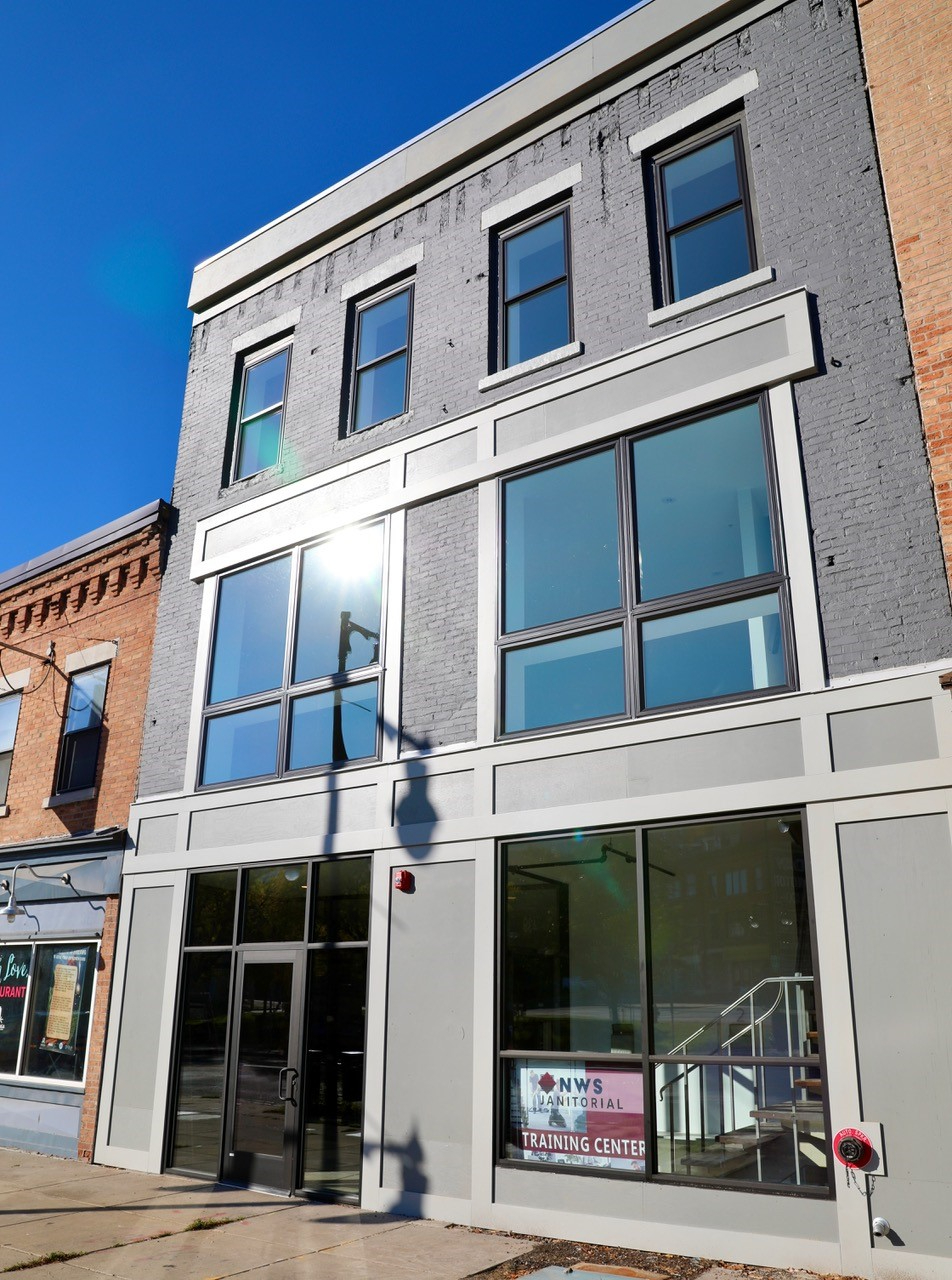 2 Story Loft - Photo 2