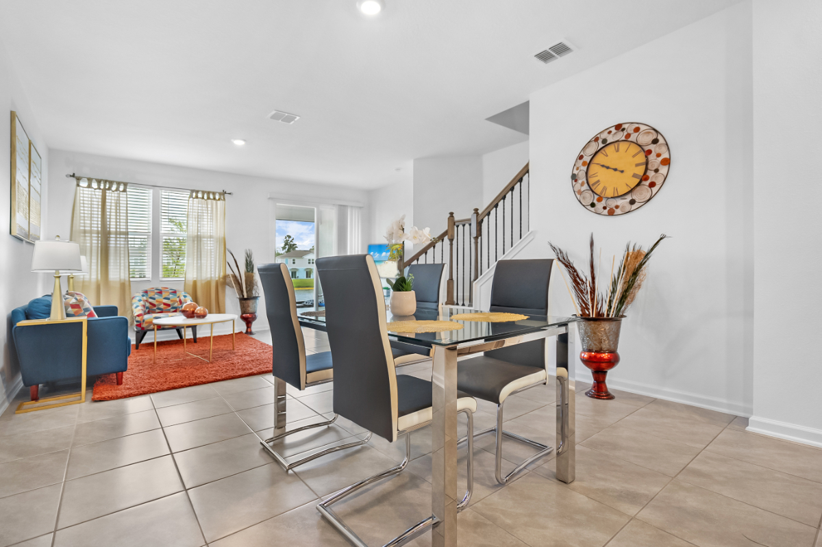 2 & 3 Bedroom Townhomes near beaches and hospitals Seaport