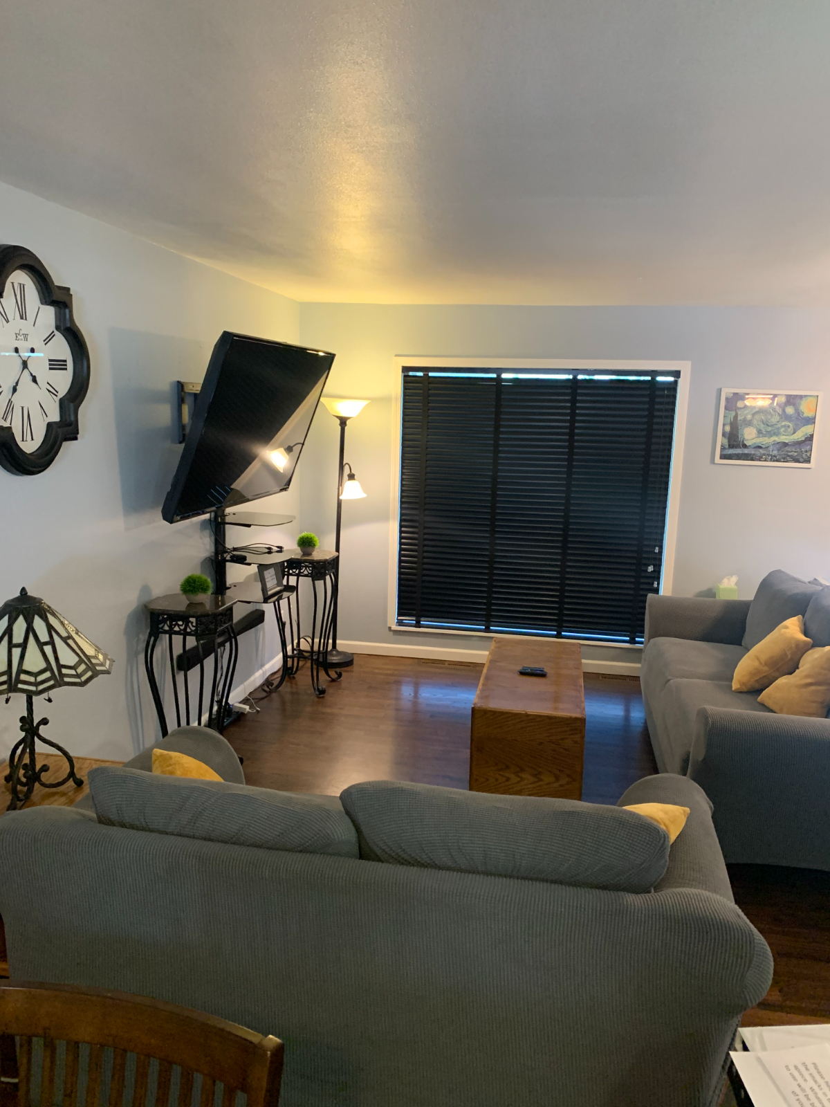 Relaxing, 4 Bedroom, 2 Bathroom Lots to Do - Photo 10