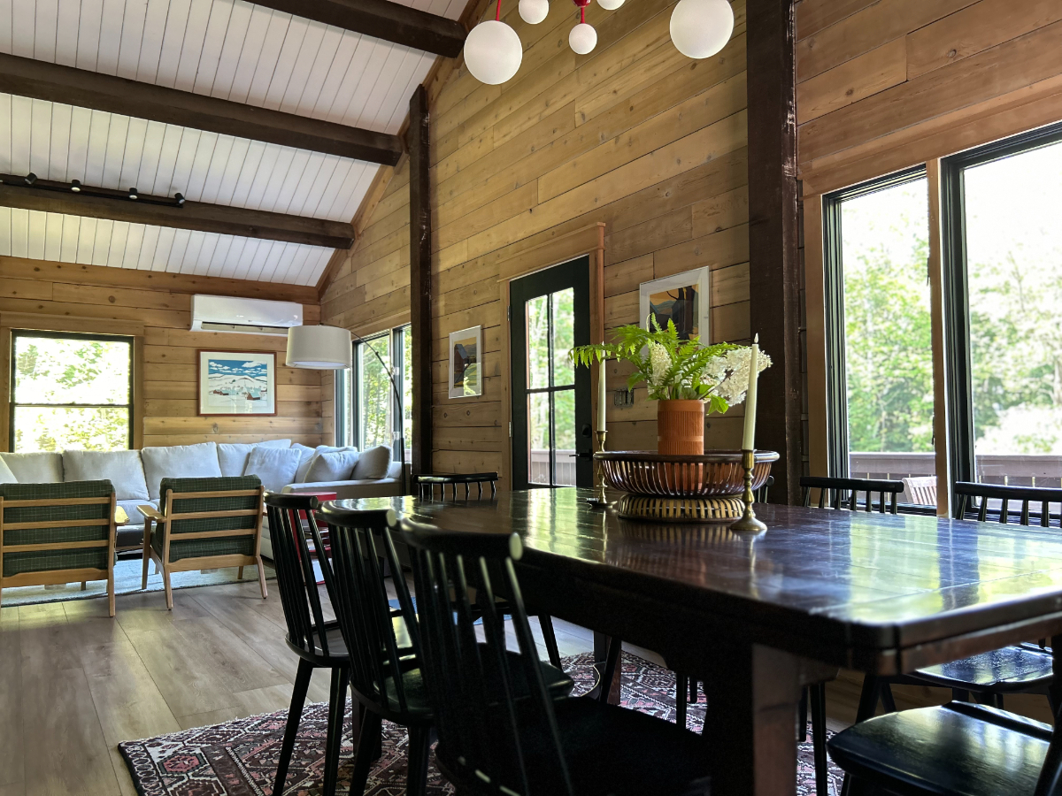 Private Stowe chalet near skiing and town - Photo 6