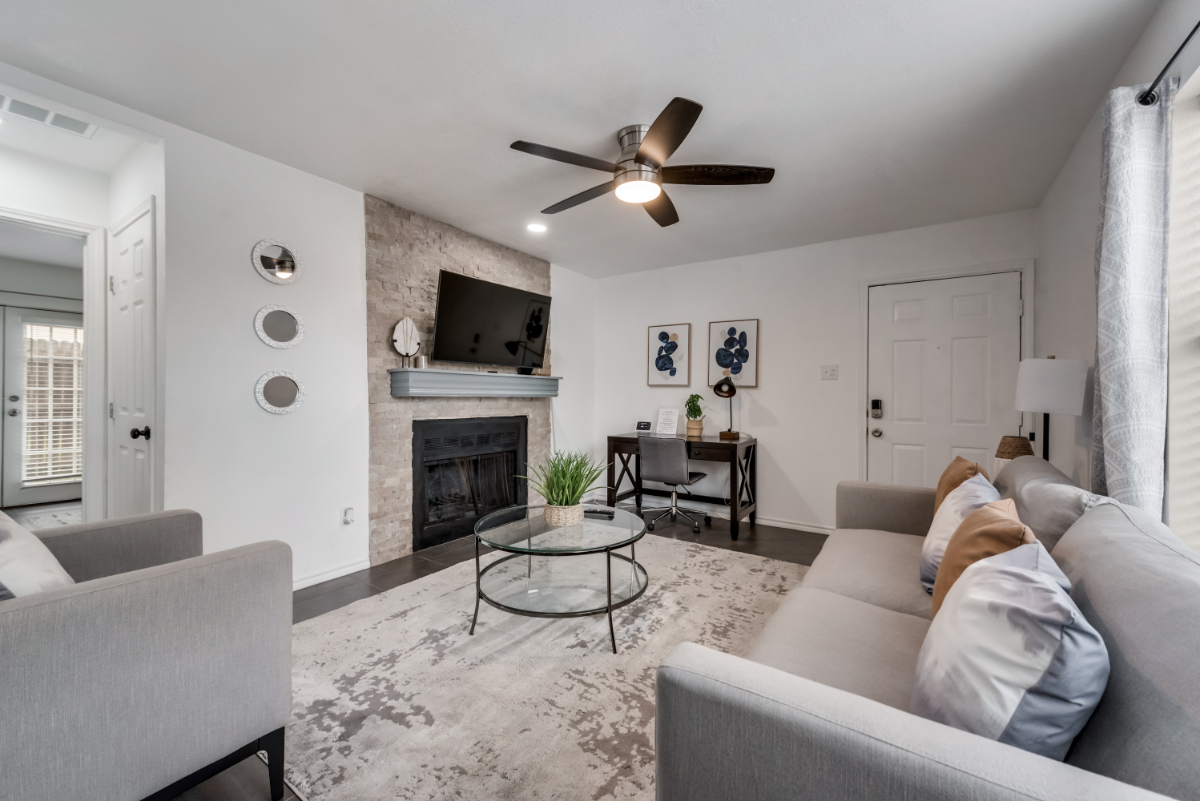 Upgraded 1BD/1BA Condo-HWY161/183-DFW South-I65