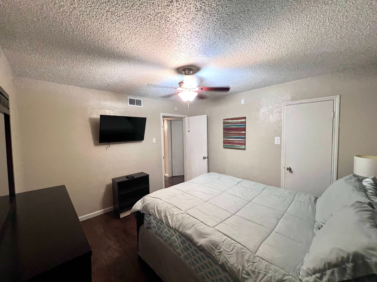 Cozy 2BD Condo-HWY161/183-DFW South-Irving-I02