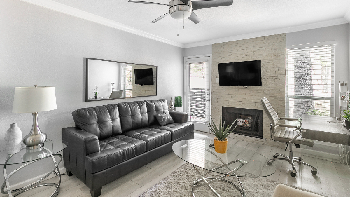 Ultra-Cozy 1BD/1BA Condo-HWY161/183-DFW South-I44