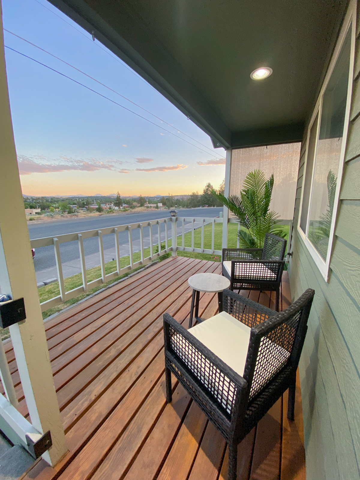 Charming Home Steps Away from St. Charles Hospital - Photo 2