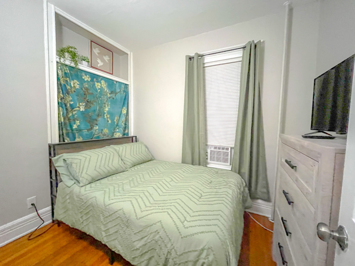 ''The Blue Home'' Private Bedrooms - Shared Bathroom/Living Room/Kitchen - .73 miles to Albany Med - Photo 9