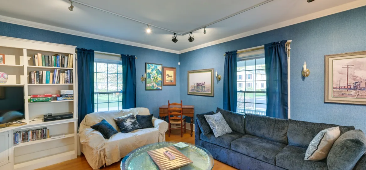 Charming Pet-Friendly Single Family Home with Modern Comforts - Photo 4
