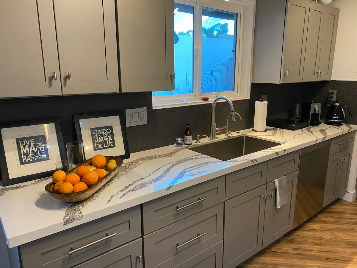 3 BD 2 BA Luxury by the Bay San Diego - Photo 6