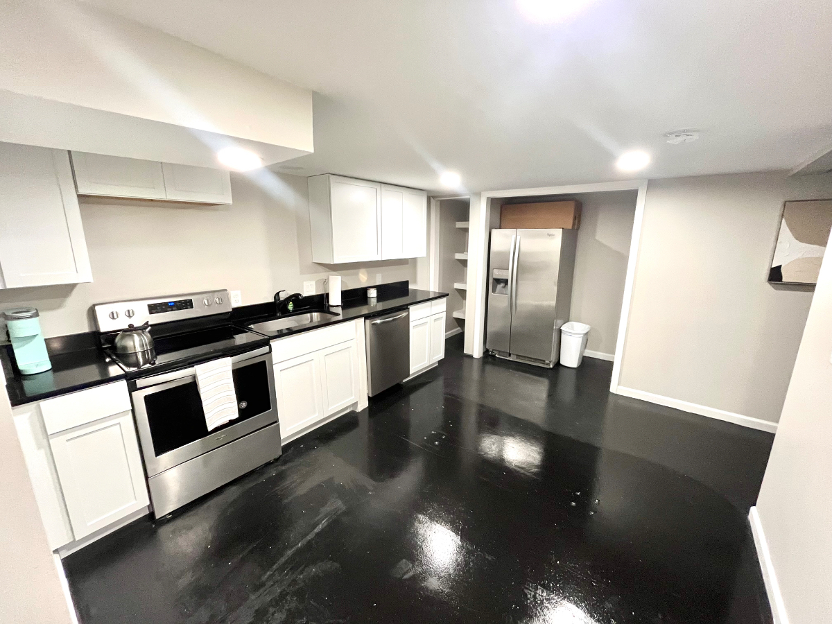 Quiet Modern Nash Unit - Photo 7