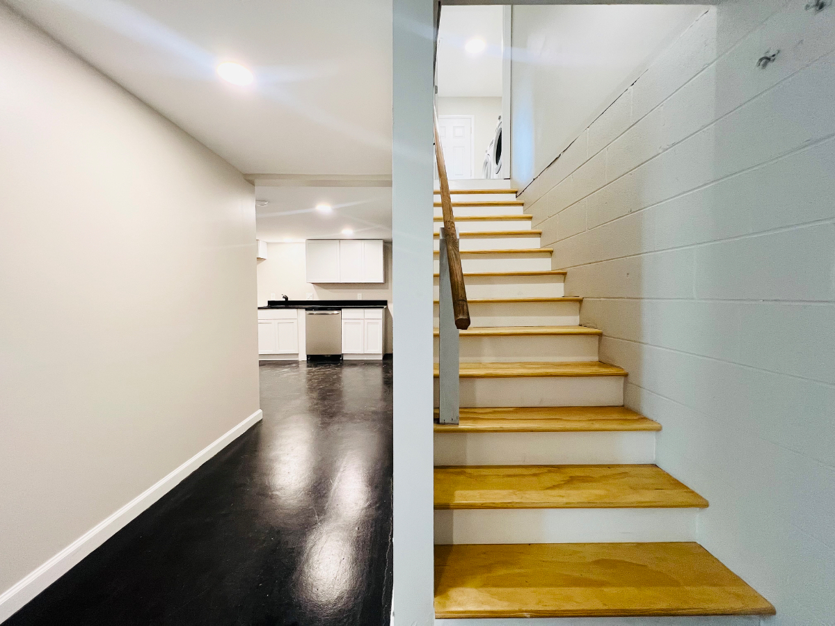 Quiet Modern Nash Unit - Photo 8