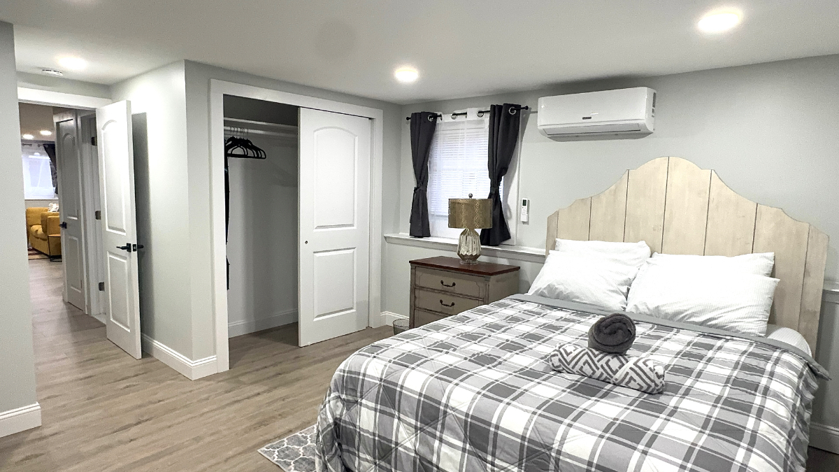 Comfortable and Modern Styled 2 bedroom Apartment - Photo 1