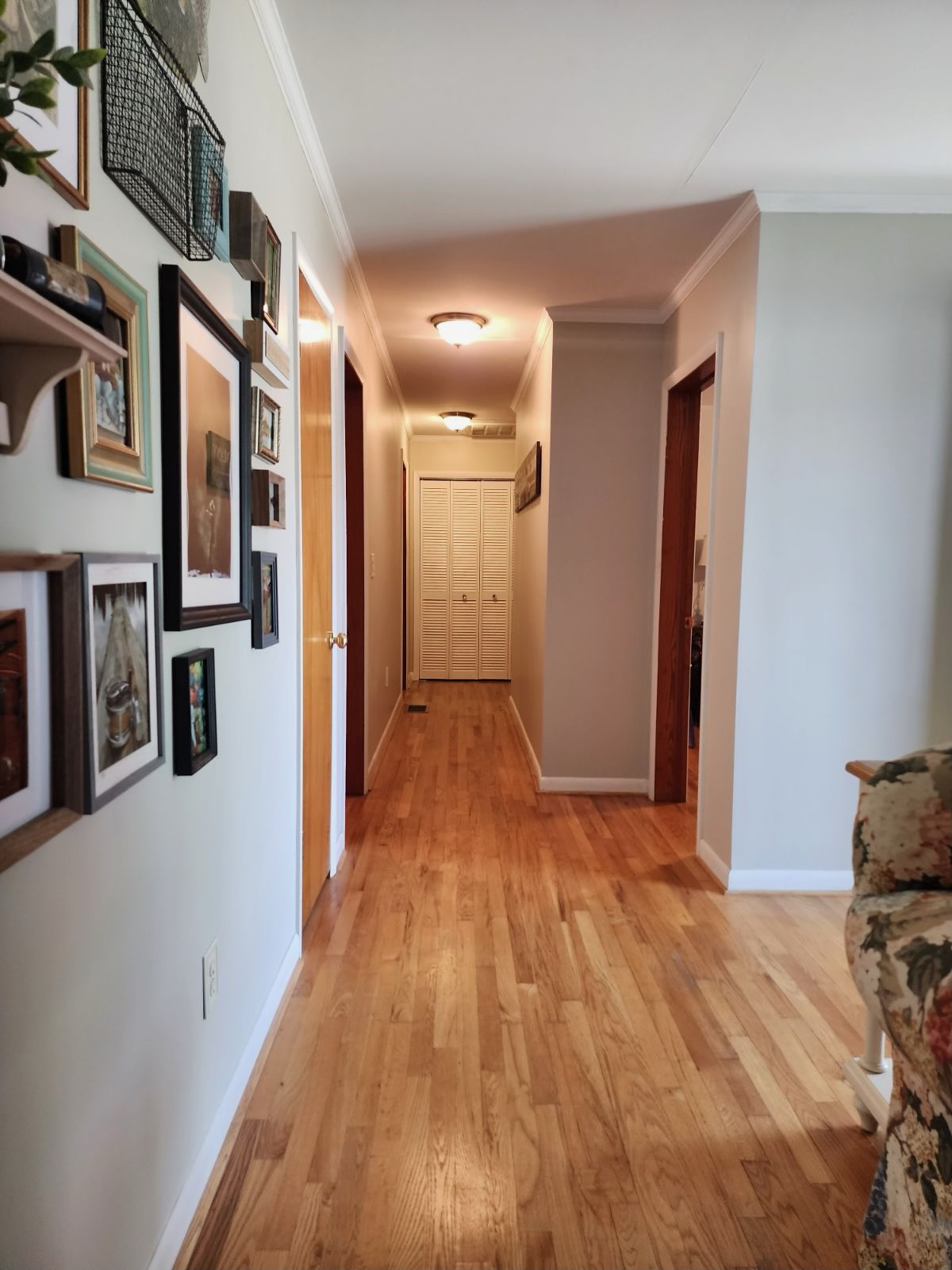 Inviting Cottage-Style Home in Peaceful Keyser Neighborhood - Photo 11