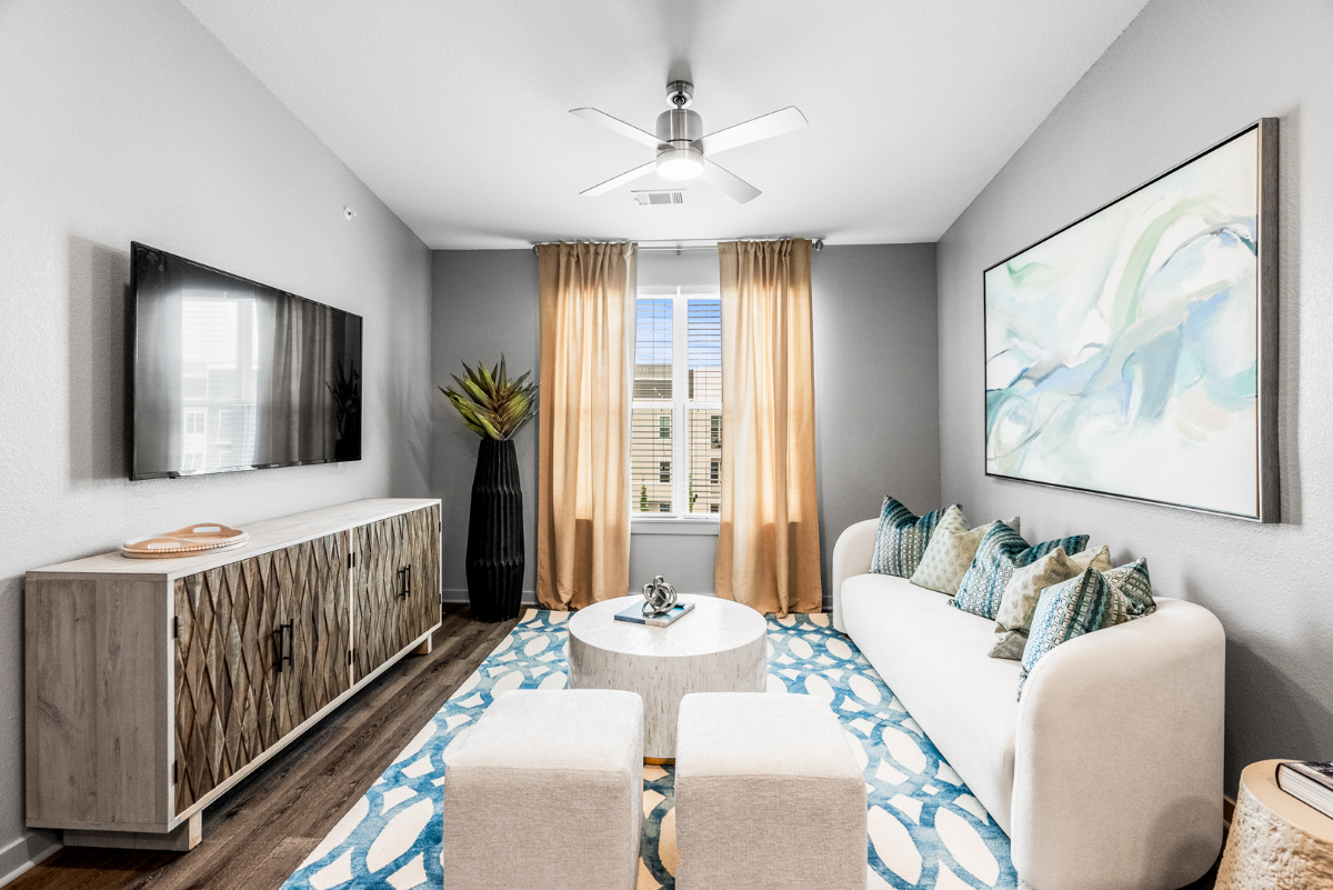 1394 Costal Belmont Corporate Suite