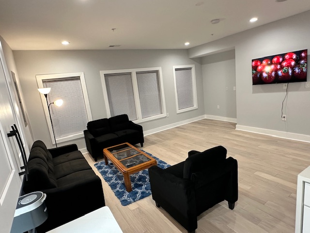 New luxury 3 Bedrooms Fully furnished Penthouse  (Apt-4) - Near Union Market - Photo 6
