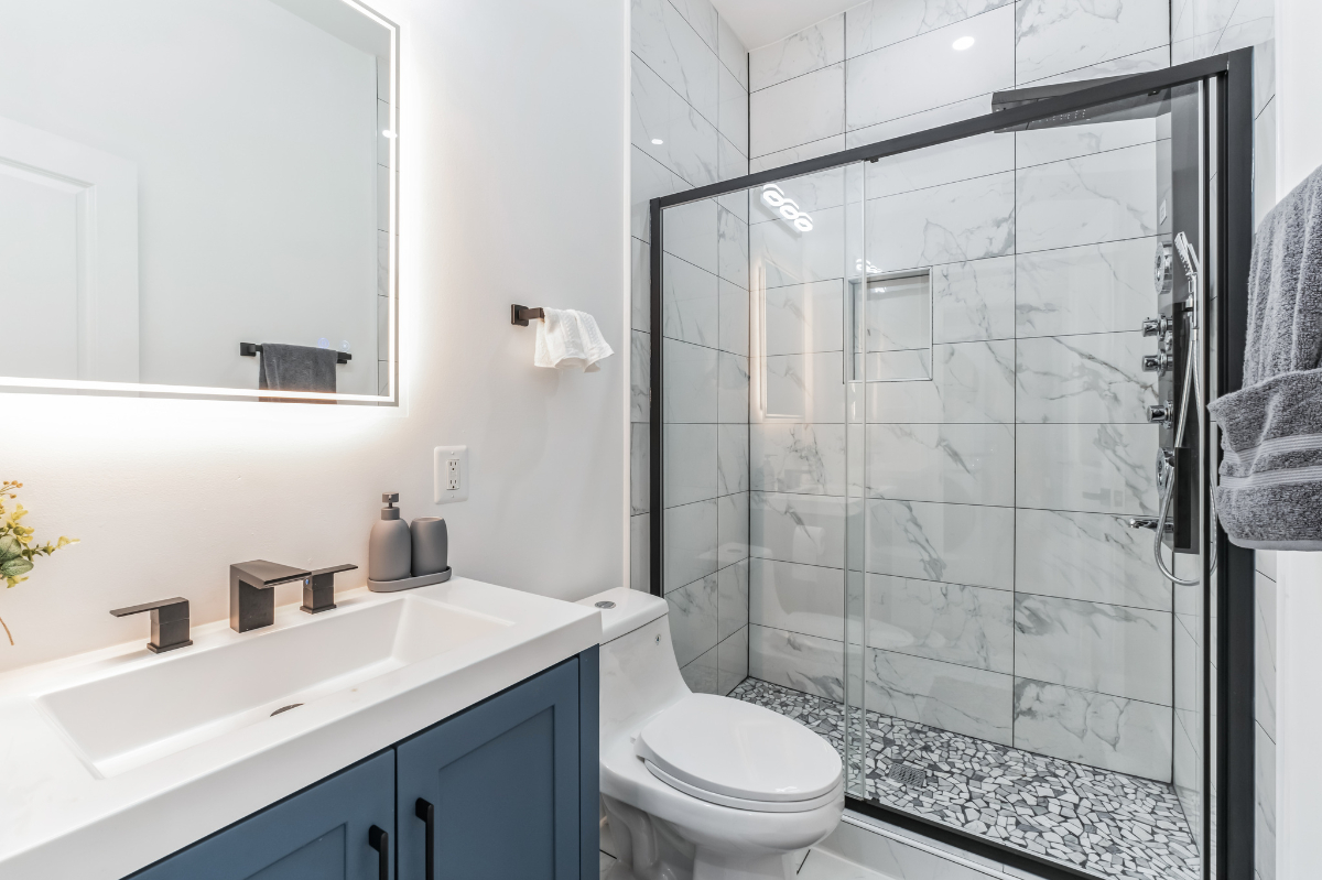 Modern Living Made Elegant Comfortable 2BR Apartment with Sleek Kitchen and Living Area, Perfect for - Photo 9