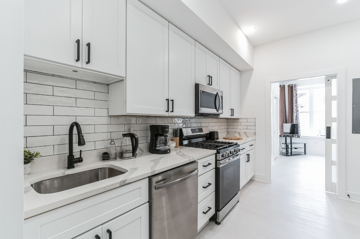 Modern Living Made Elegant Comfortable 2BR Apartment with Sleek Kitchen and Living Area, Perfect for - Photo 3