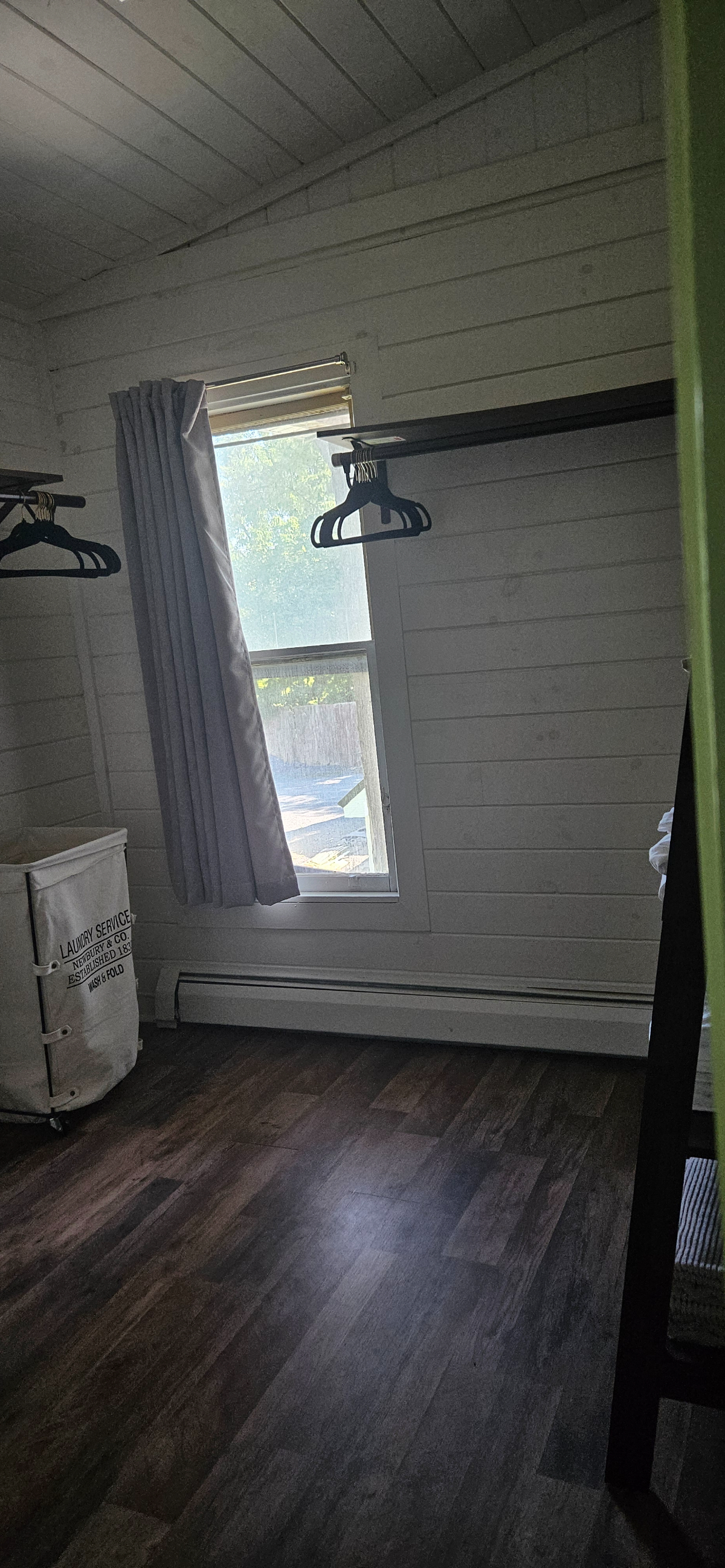 One Bedroom Apartment in Small Town w/Convenient Commute to Albany - Photo 8