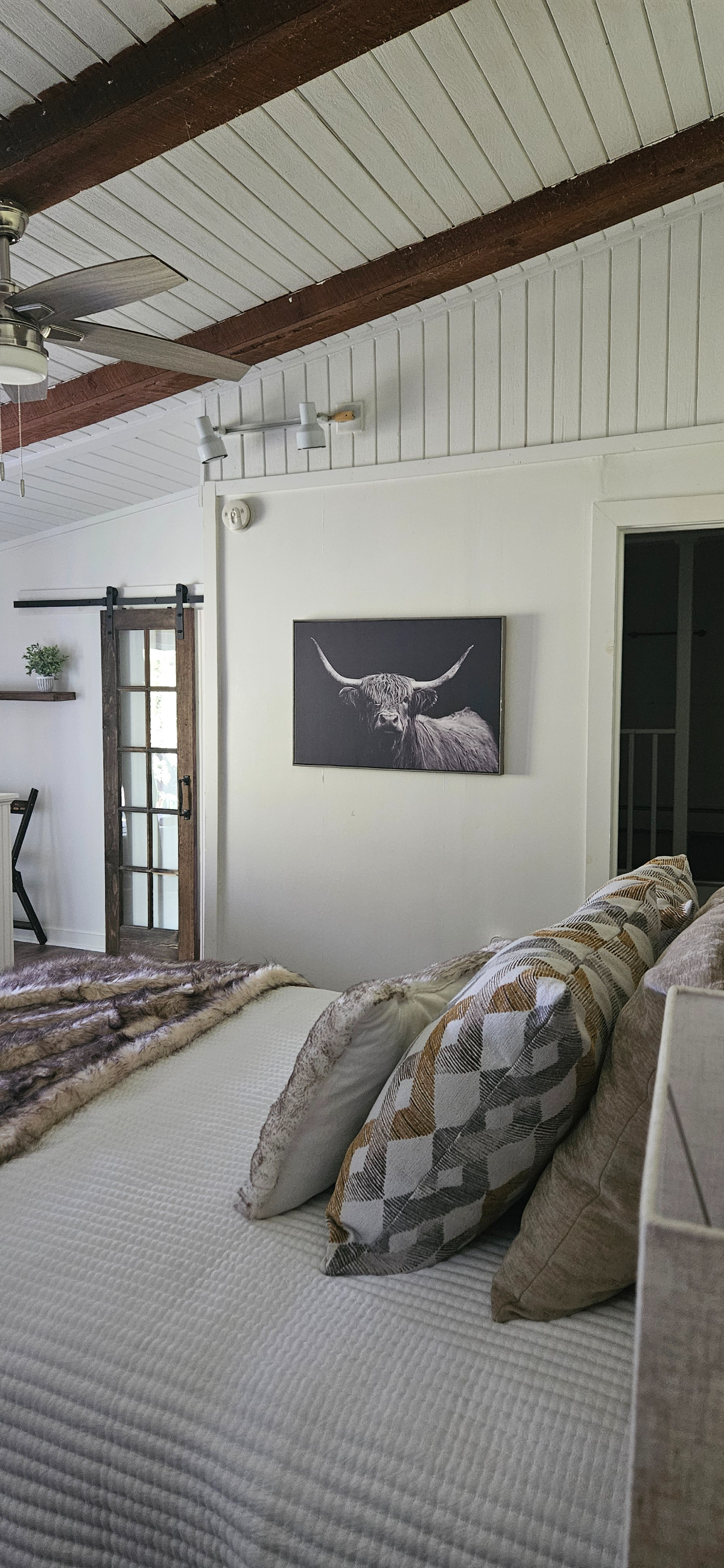 One Bedroom Apartment in Small Town w/Convenient Commute to Albany - Photo 5