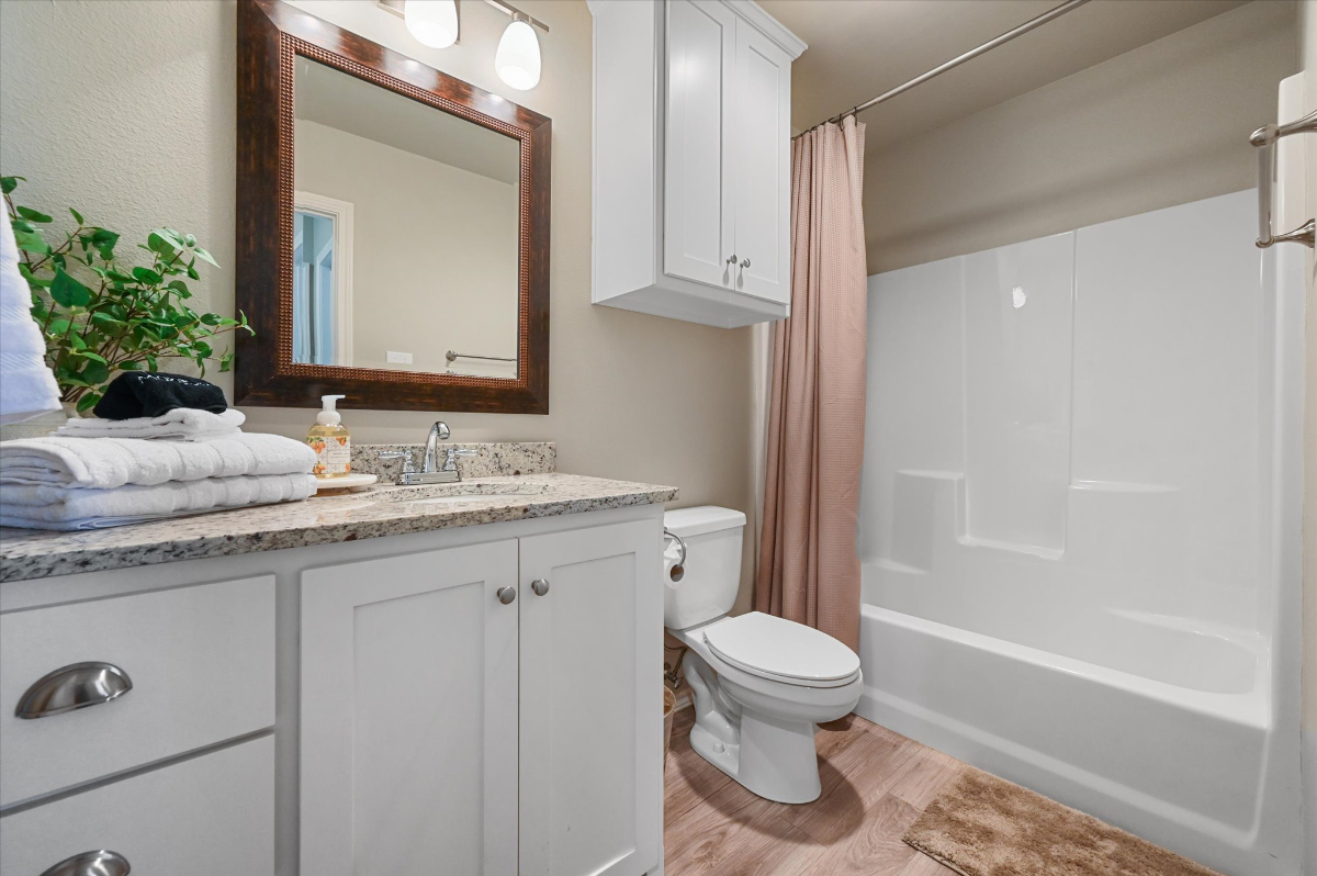 Conveniently Located 3BR in West Lubbock - Photo 4