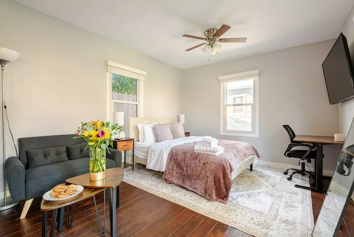 Bright Private Room + Workspace · West Valley